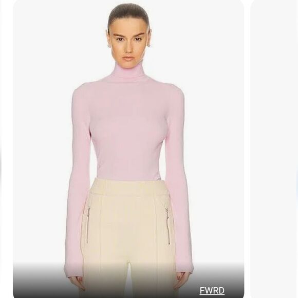 Buberry turtleneck top - Picture 1 of 17